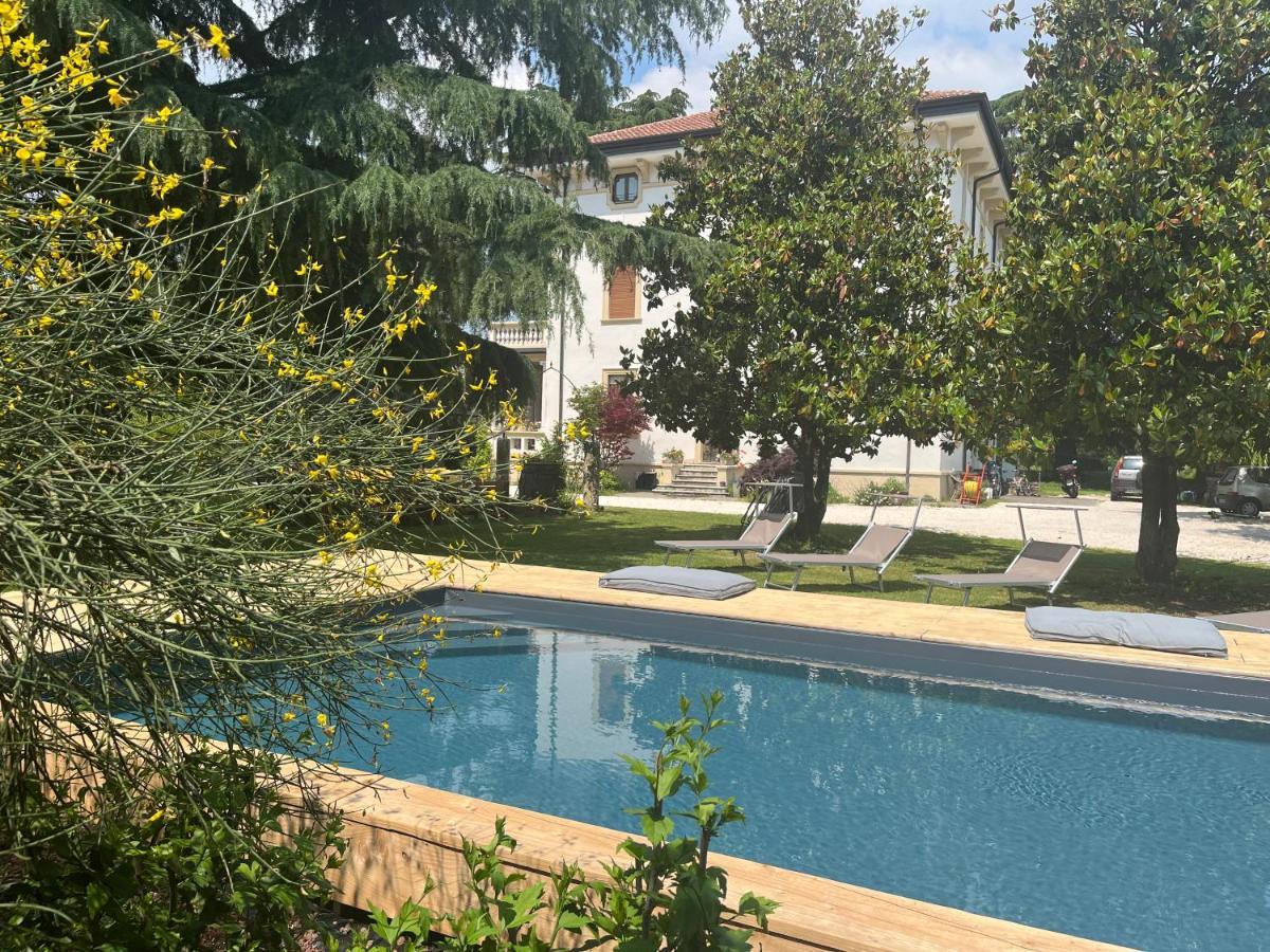 Il Bozzolo Eco Boutique Apartments Valeggio sul Mincio Exterior foto
